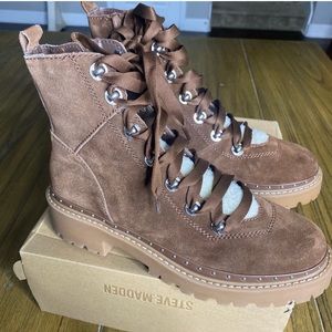Steve Madden brown Sherpa suede lace up boots
